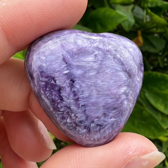 Charoite Heart With Quartz - Picture 1 of 4